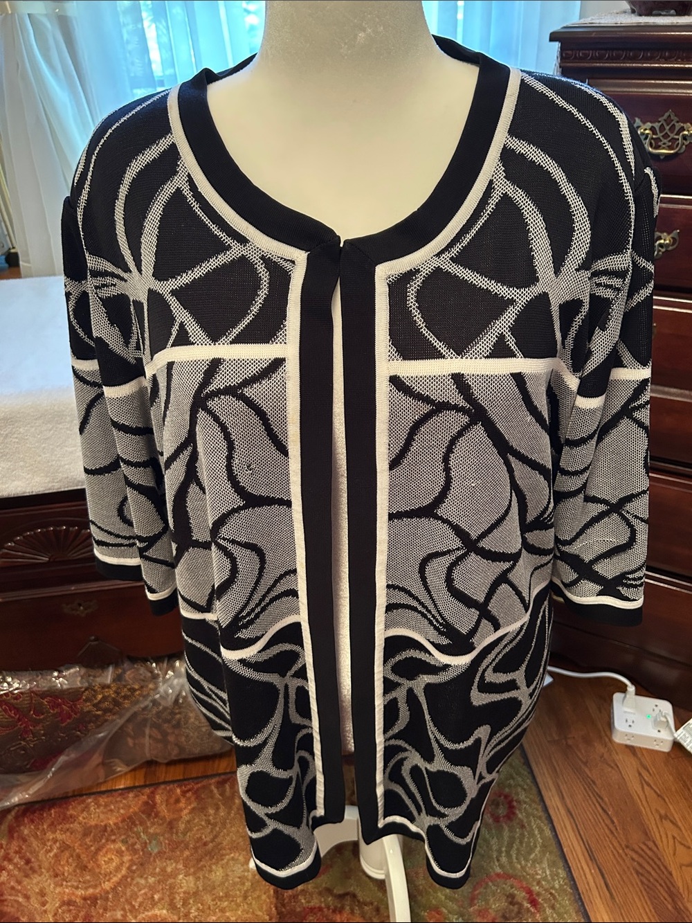 Misook Black and White Open-Front Knit Cardigan